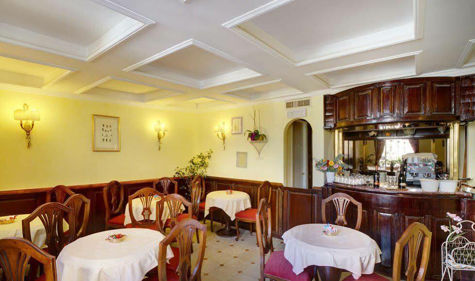 Hotel Cinquantatre Roma